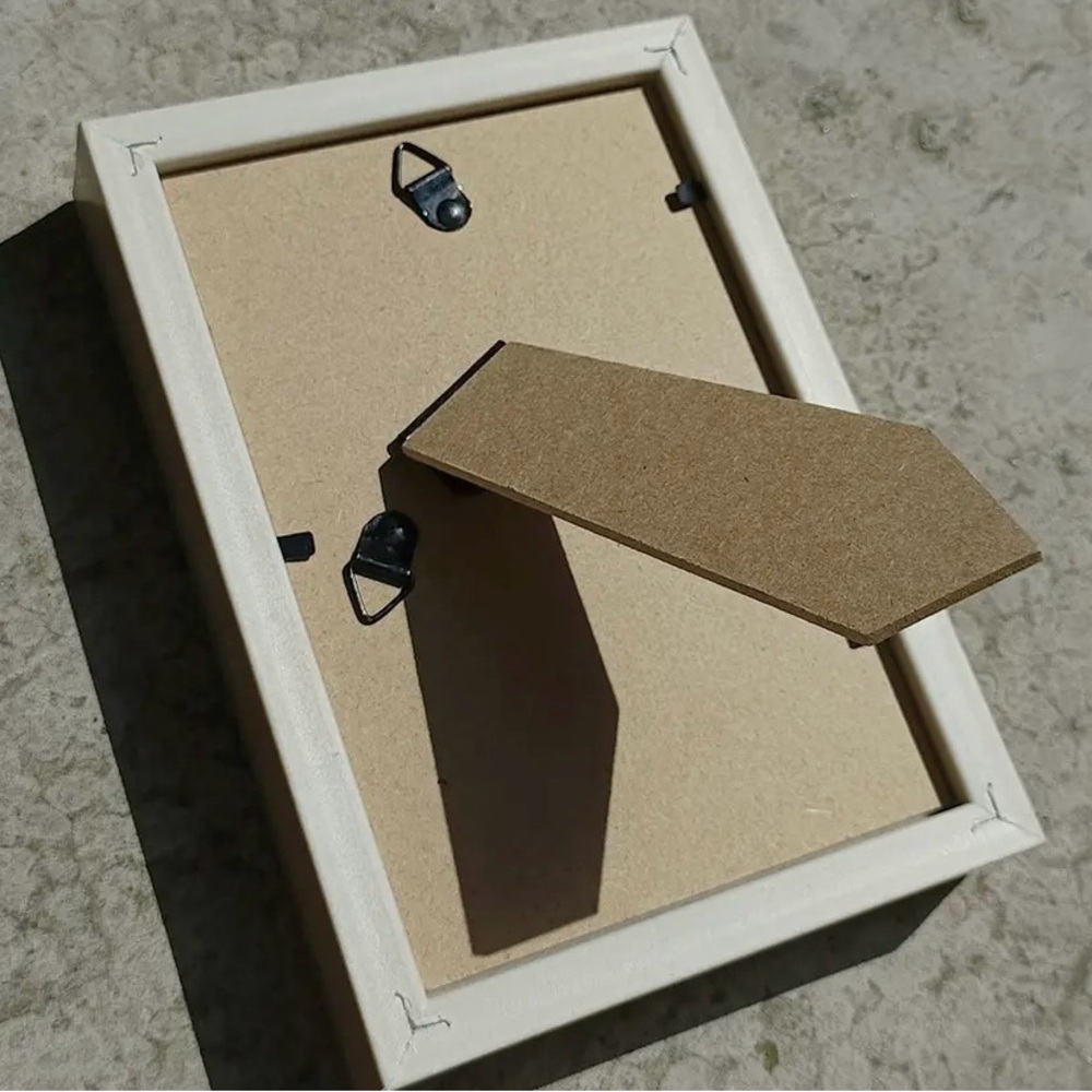 Natural Gemstone Display Frame - White - Picture 3 of 3